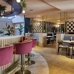 Hilton Garden Centre Ξενοδοχείο