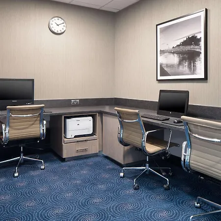 Hotel Hilton Garden Centre 4*