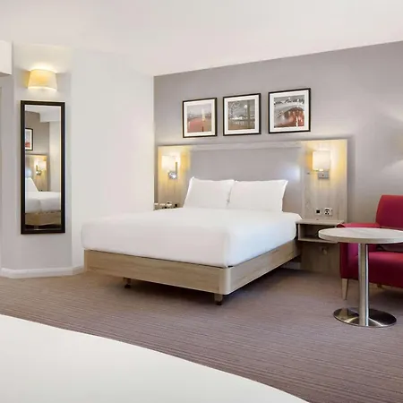 Hilton Garden Centre 4* Dublin