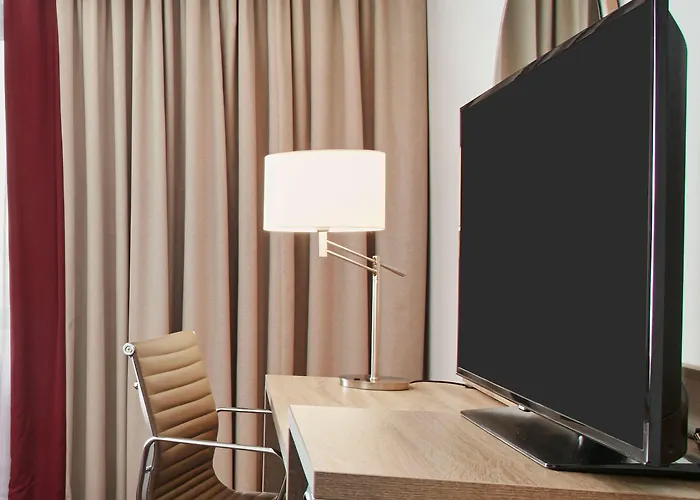 Hilton Garden Centre Hotel