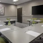 Hilton Garden Centre Hotel