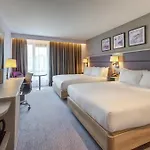Hilton Garden Centre Hotel 4*