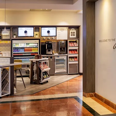Hilton Garden Centre Hotel