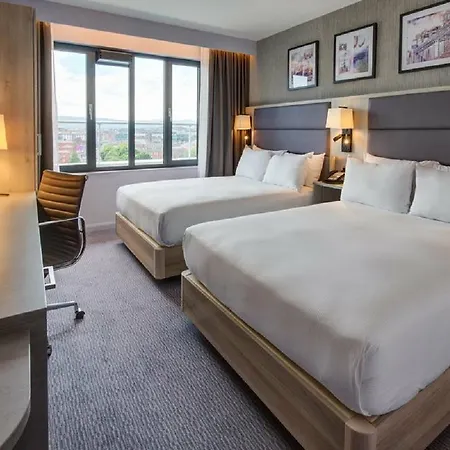 فندق Hilton Garden Centre 4*
