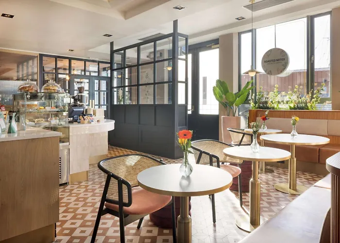 Hilton Garden Centre 4*