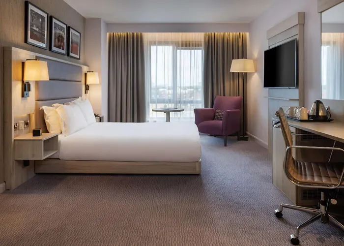 Hilton Garden Centre Hotel