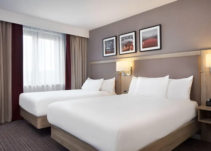 Hilton Garden Centre 4*