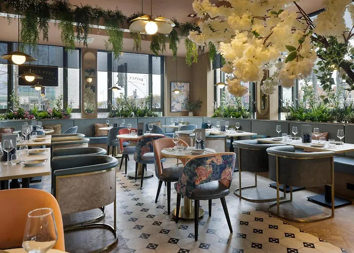 Hilton Garden Centre 4*