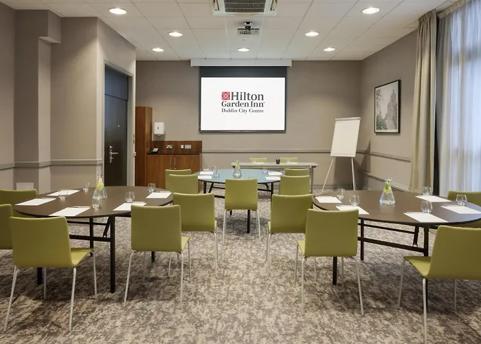 Hilton Garden Centre Hotel