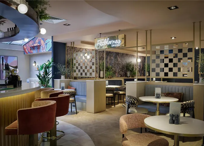 Отель Hilton Garden Centre 4*