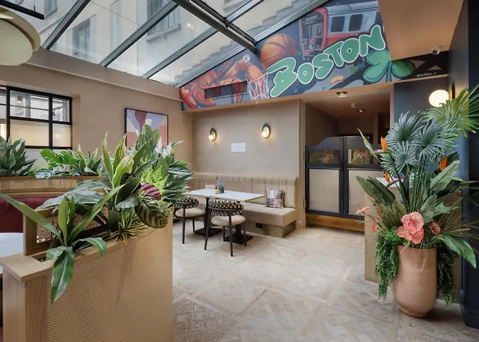 Hilton Garden Centre ホテル 4*
