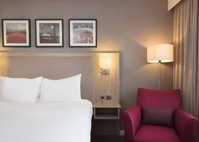 ホテル Hilton Garden Centre 4*