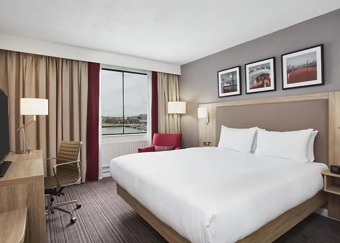ホテル Hilton Garden Centre 4*