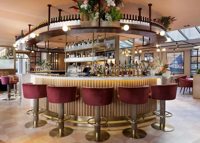 ホテル Hilton Garden Centre 4*