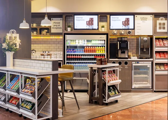Hilton Garden Centre ホテル 4*