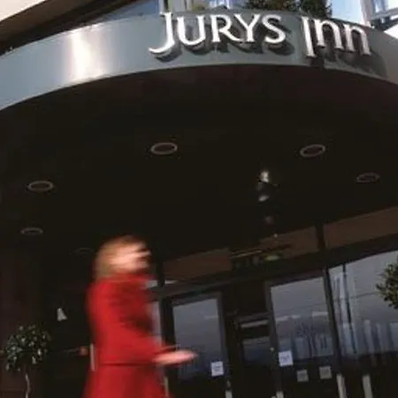 Hilton Garden Centre Hotel