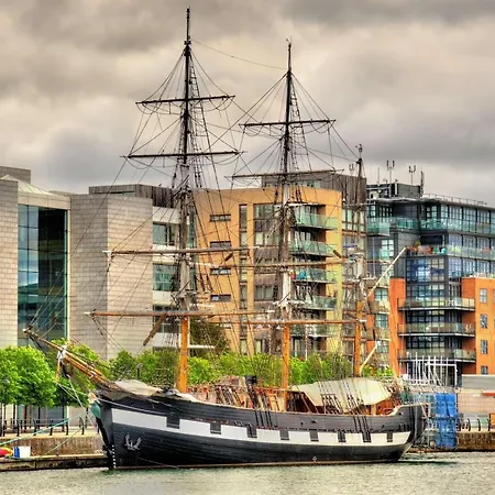 Otel Hilton Garden Centre