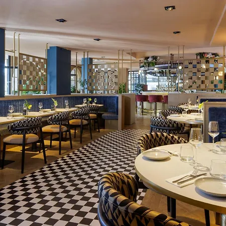 Otel Hilton Garden Centre 4*