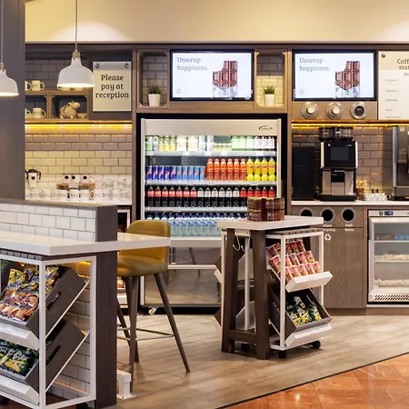 Hilton Garden Centre Otel 4*