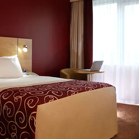 Hilton Garden Centre 4*